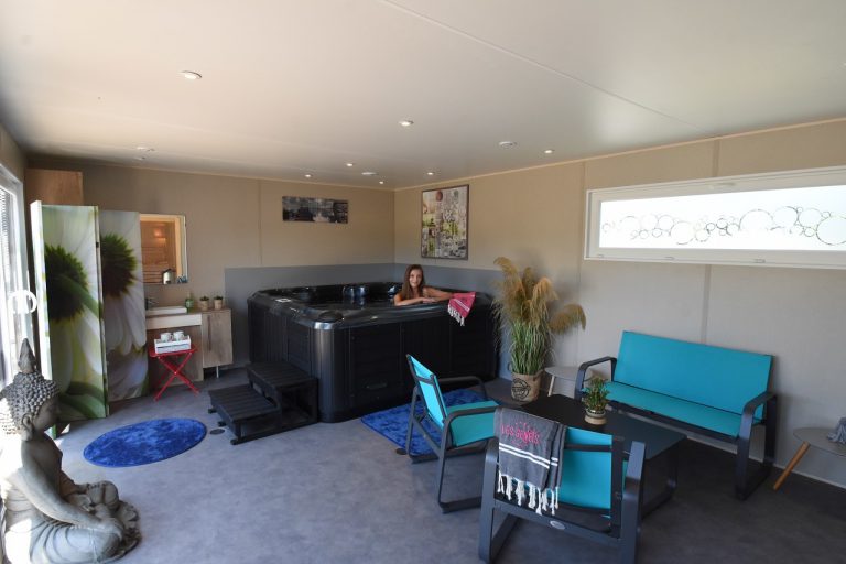 Camping Les Genêts Salles Curan wellness 768x512