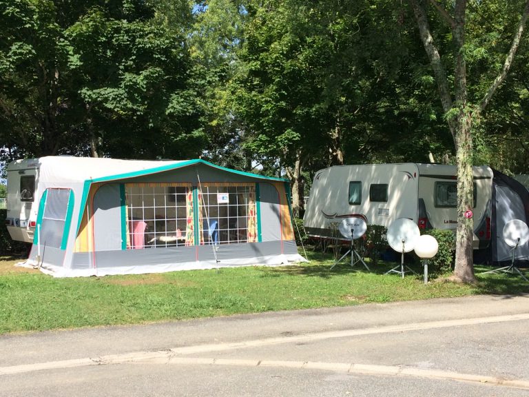 Camping Pyrénées Nature staanplaatsen 768x576