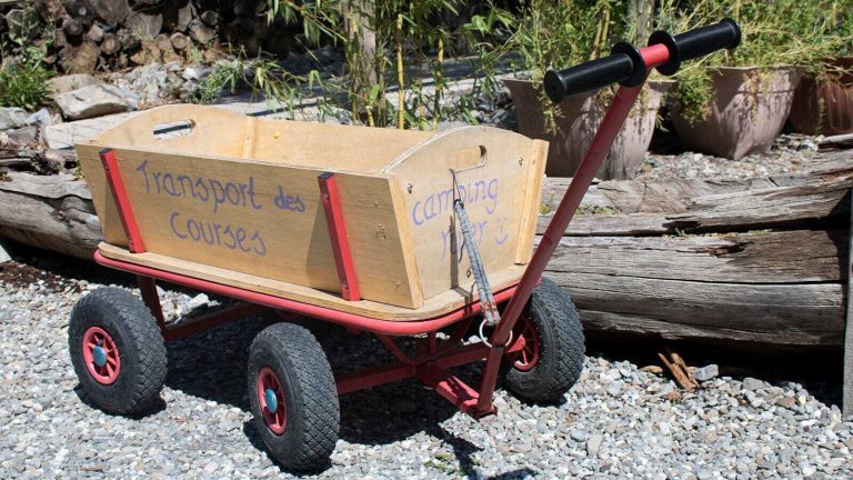 Camping River bergwandelen 768x432