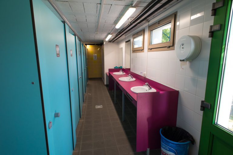 Camping de la Moselle sanitair 768x513