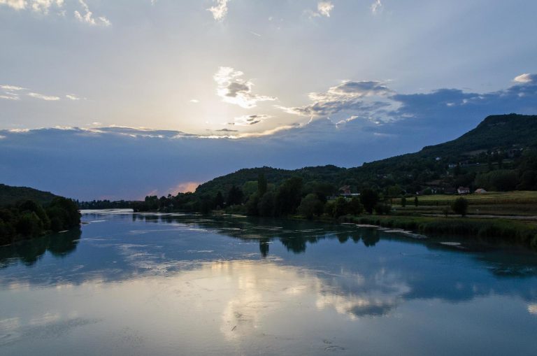 Camping L Île de la Comtesse meer 768x509