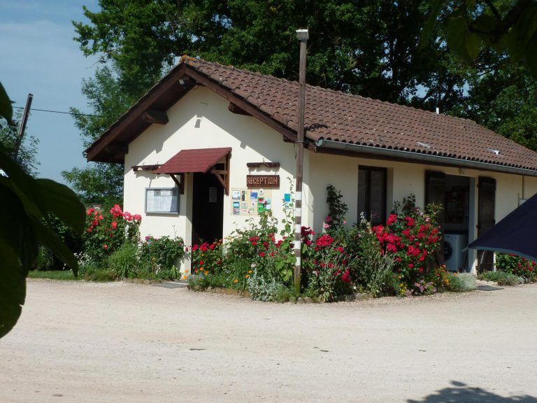 Camping Les Ripettes receptie 768x576