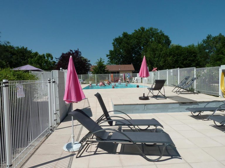 Camping Les Ripettes zwembad 768x576