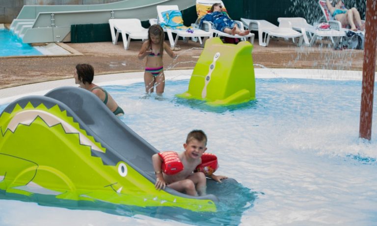 Camping Lou Cantaire waterspeeltuin 768x461