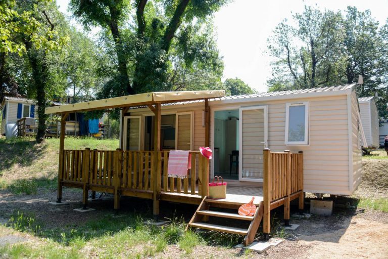 Camping Parc Bellevue stacravans huren 768x512