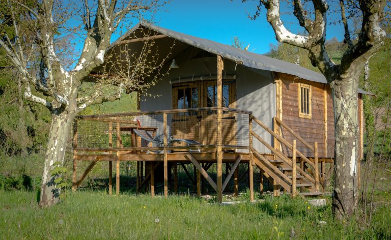 4 sterren camping Détente et Clapotis lodgetent huren 768x472