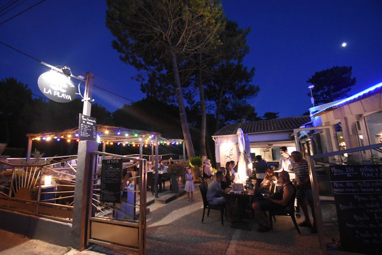 5 sterren Camping Bois Soleil terras 768x512