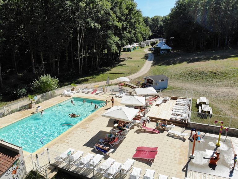 Camping Domaine De Corneuil Dordogne ligging 768x576