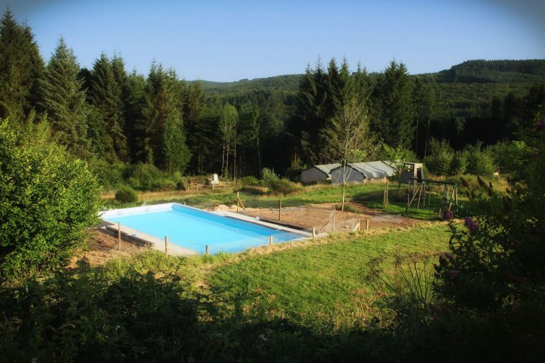 Camping Domaine La Chabanne zwembad 768x512