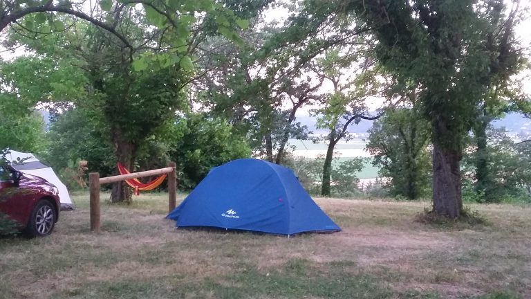 Camping Du Domaine De Senaud Drome staanplaatsen 768x432