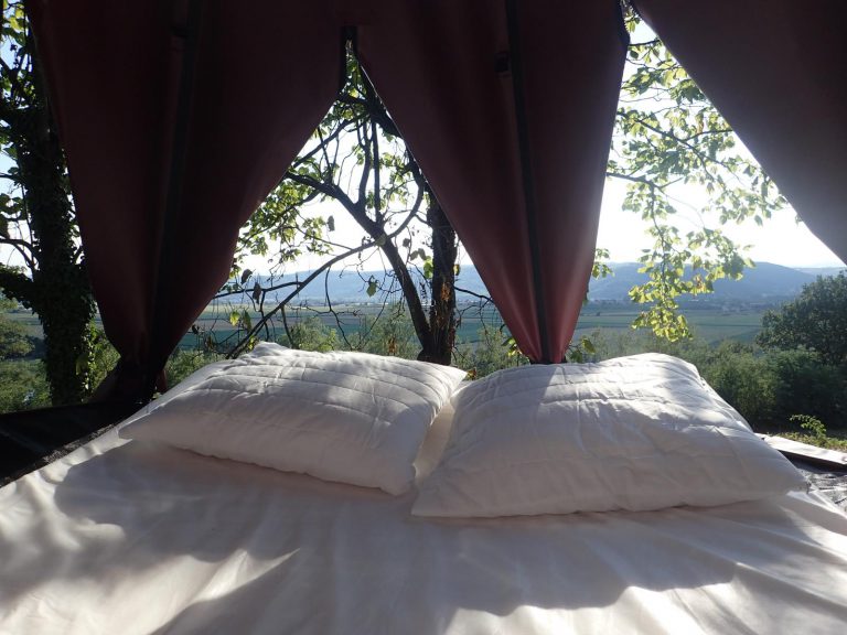Camping Du Domaine De Senaud Drome tenten huren 768x576