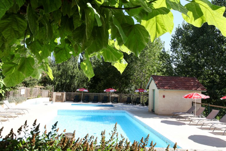 Camping L Offrerie Dordogne kleuterbad 768x512