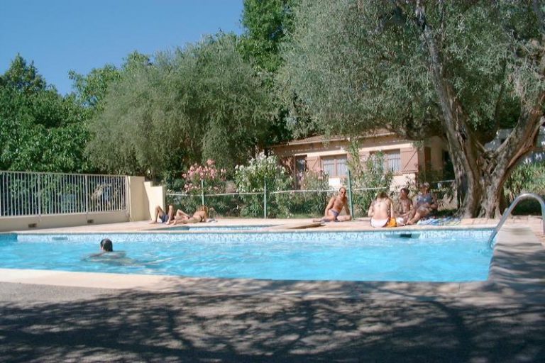 Camping La Camassade zwembad 768x512