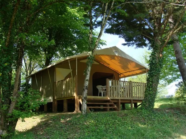 Camping La Grande Veyière Dordogne safaritent huren 768x576
