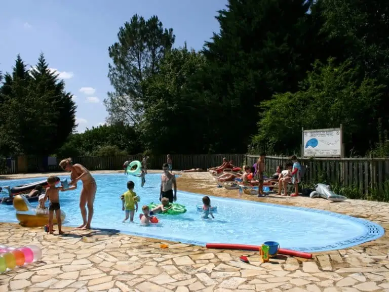 Camping La Grande Veyière Dordogne zwembad 768x577