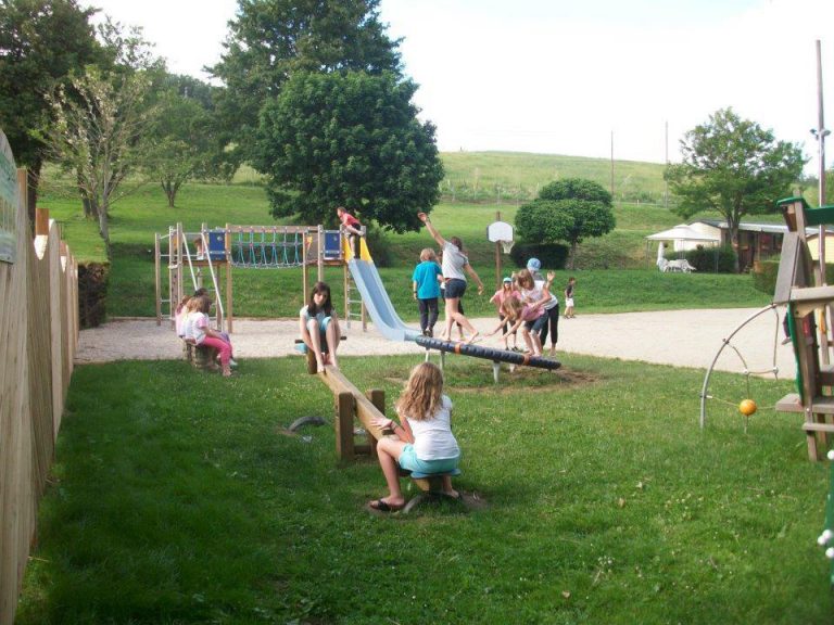 Camping La Grivelière Drome speeltuin 768x576