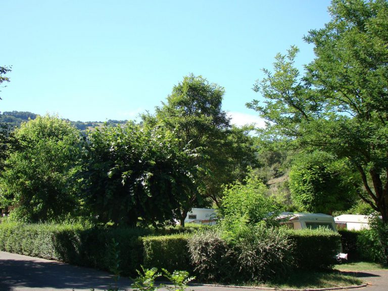 Camping La Rivière Aveyron staanplaats 768x576