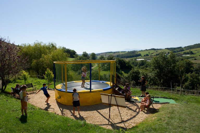 Camping Le Bourdieu Ariege speeltuin 768x511