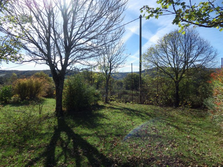 Camping Le Plo Aveyron staanplaatsen 768x576