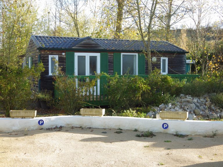 Camping Le Plo Aveyron stacravan huren 768x576