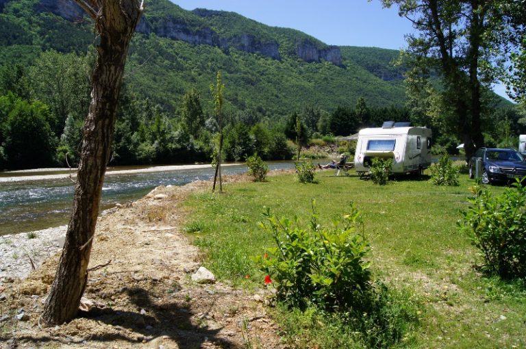 Camping Les Bords Du Tarn staanplaats aan de Tarn 768x510