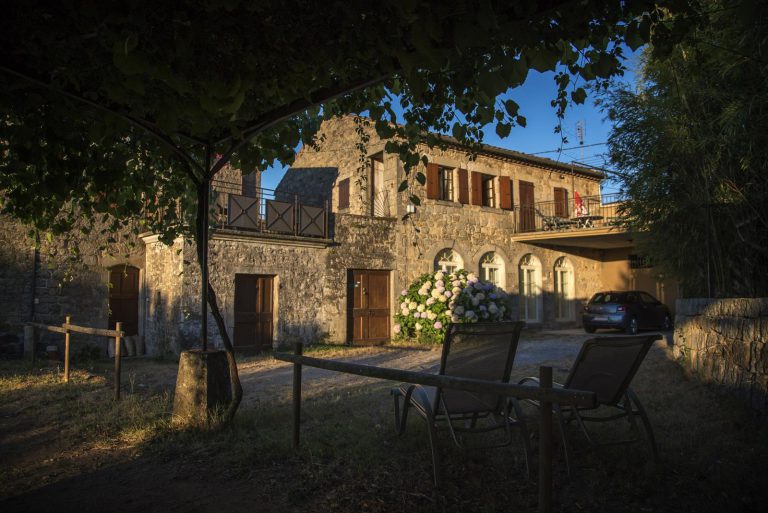 Camping Les Cruses Gite huren Ardeche 768x513