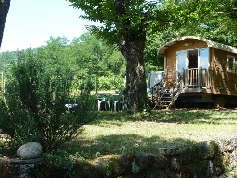 Camping Les Cruses Pipowagen huren Ardeche 768x576