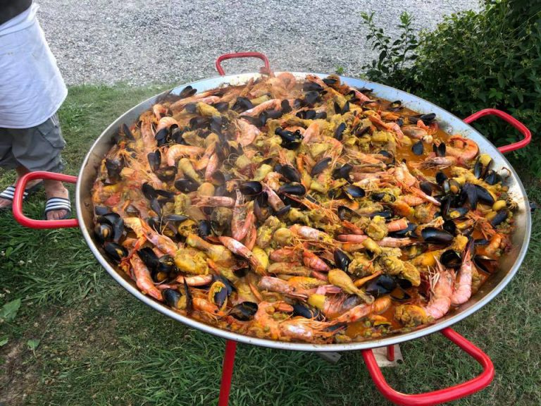 Camping Les Eychecadous Paella 768x576