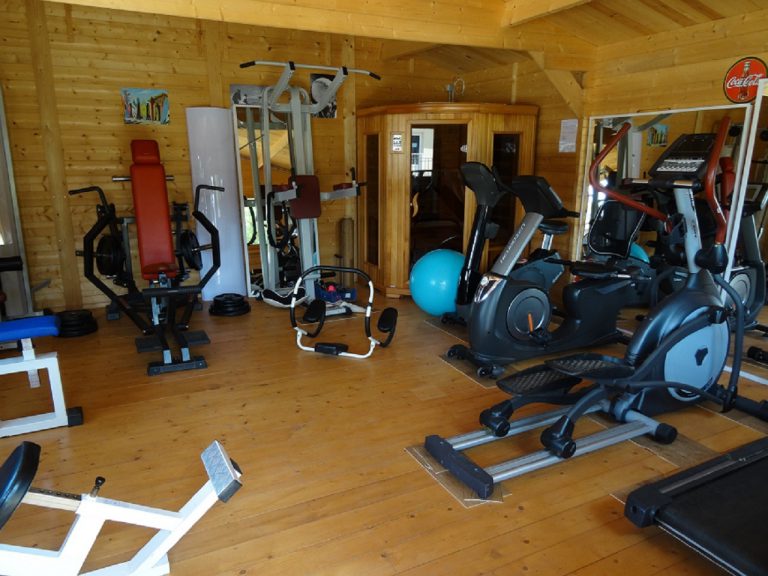 Camping Les Peupliers Bretagne fitness 768x576