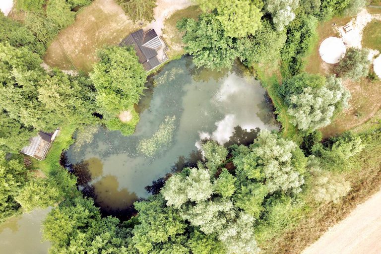 Camping Les Étangs Du Moulin chalets verhuur 768x512