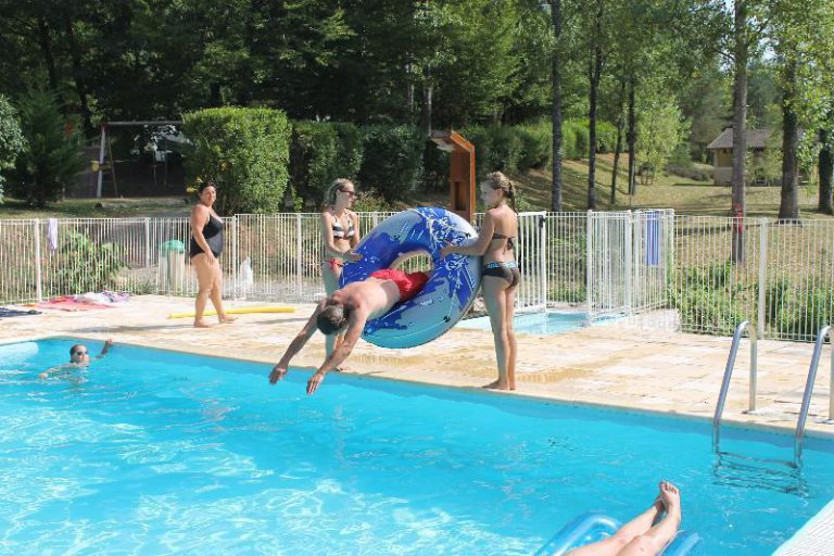 Camping du Coucou Dordogne zwembad 768x512