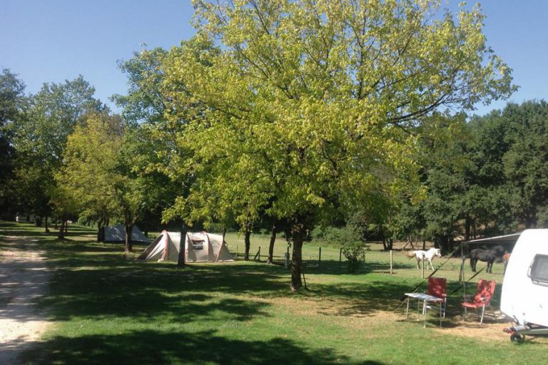 Camping Chez Gendron staanplaats 768x512