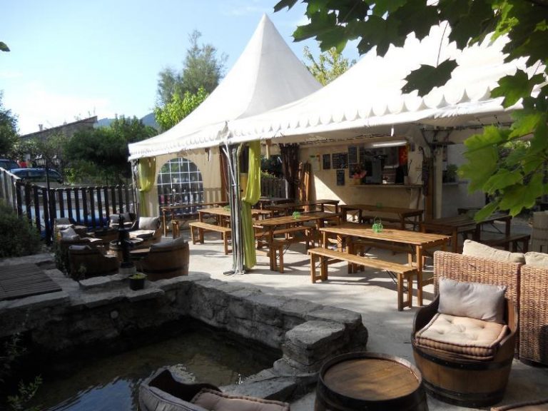 Camping Des Sources Herault terras 768x576