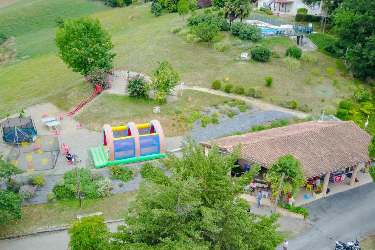 Camping Domaine le Castagné speeltuin 768x513