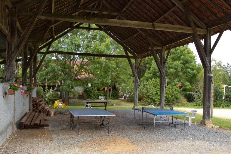 Camping L Anjou Gers speelschuur 768x512