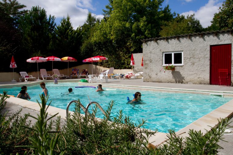 Camping L Anjou Gers zwembad 768x512