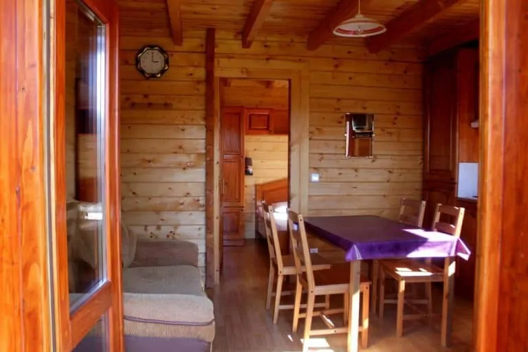 Camping La Favière chalets 768x512