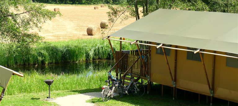 Camping Le Domaine Du Buisson safaritent huren 768x343