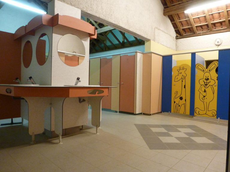 Camping Le Pigeonnier sanitair 768x576
