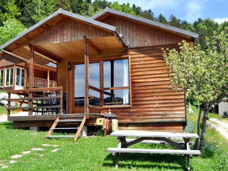 Camping Les Eymes chalet huren 768x576