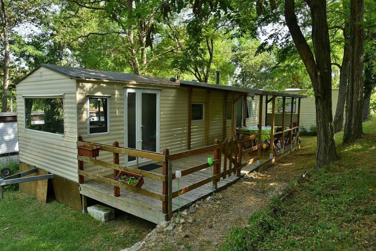 Camping de Montmaurin stacaravan huren 768x513