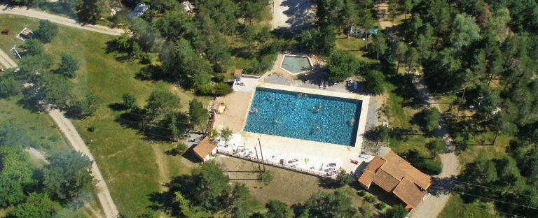 Naturistencamping Le Haut Chandelalar overzicht 768x312