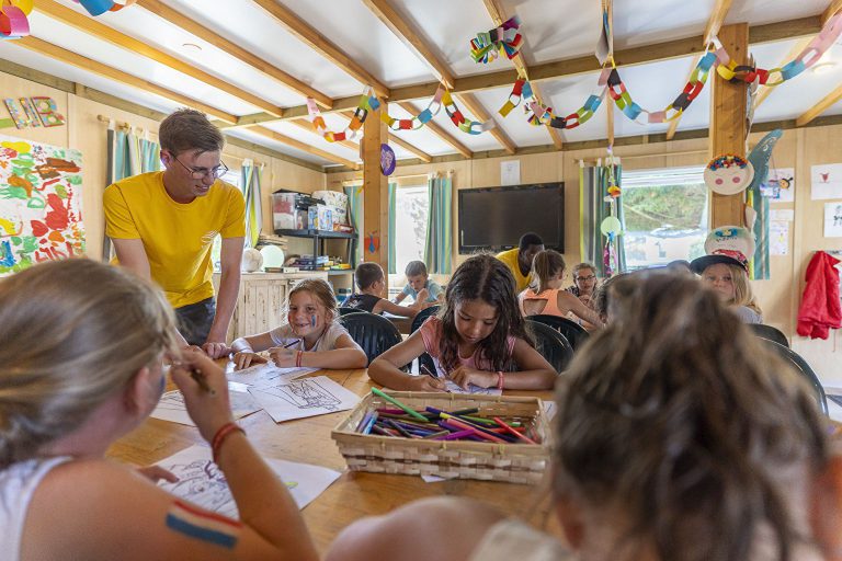 Camping Côte de Nacre kinderclub 768x512
