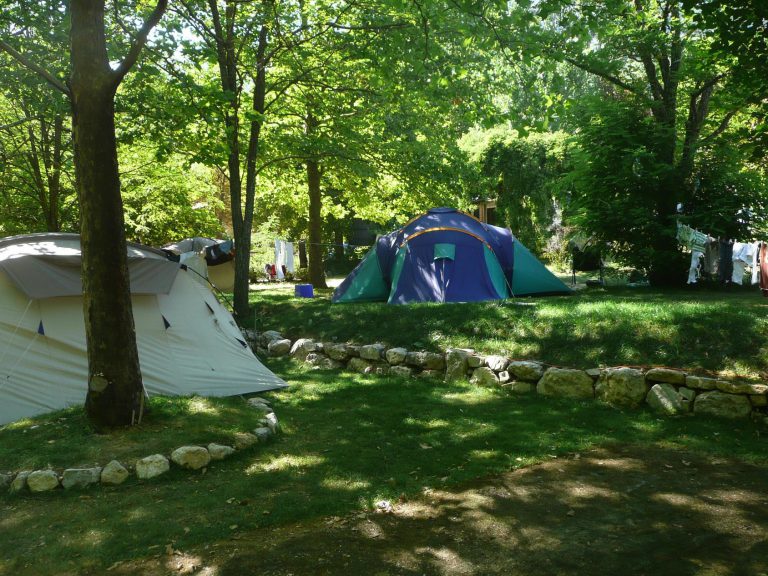 Camping Domaine Chasteuil Provence staanplaats 768x576