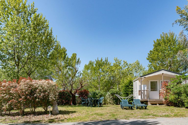 Camping Douce Quiétude staanplaats met privesanitair 768x512