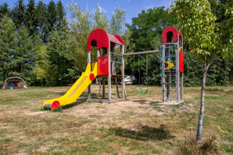 Camping La Jaurie speeltuin 768x512