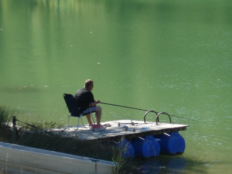 Camping Les 2 Lacs vissen 768x576