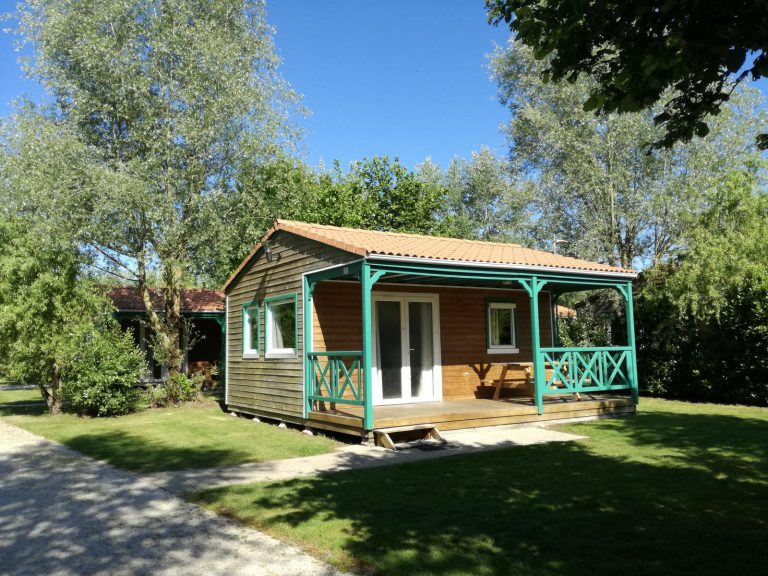 Camping Les Charmes chalet huren 768x576