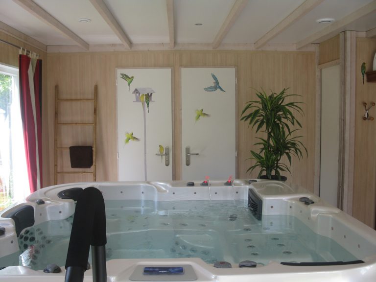 Camping Les Charmes wellness 768x576