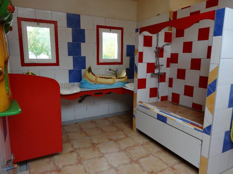 Camping Les Coudoulets kindersanitair 768x576